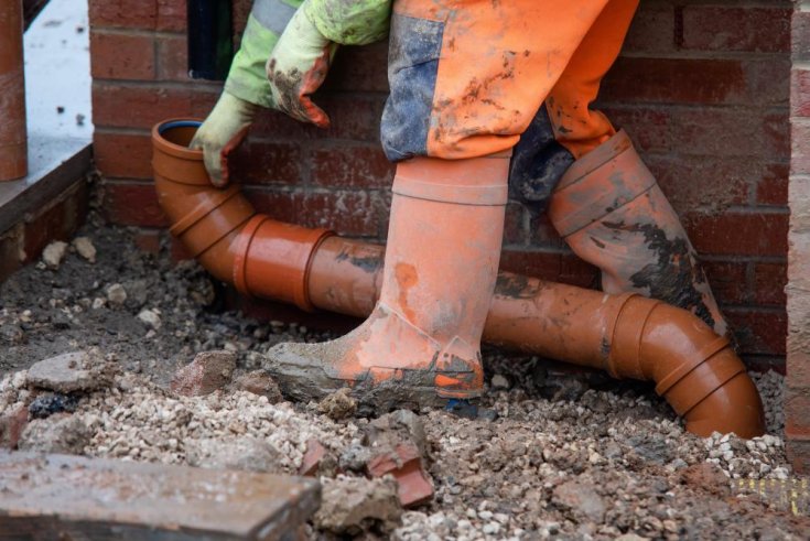 Why You Should Avoid DIY Sewer Line Repair