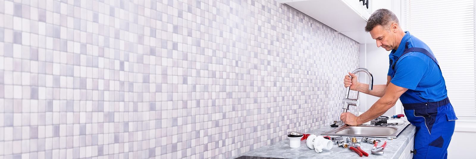 Faucet Replacement in Monrovia, CA